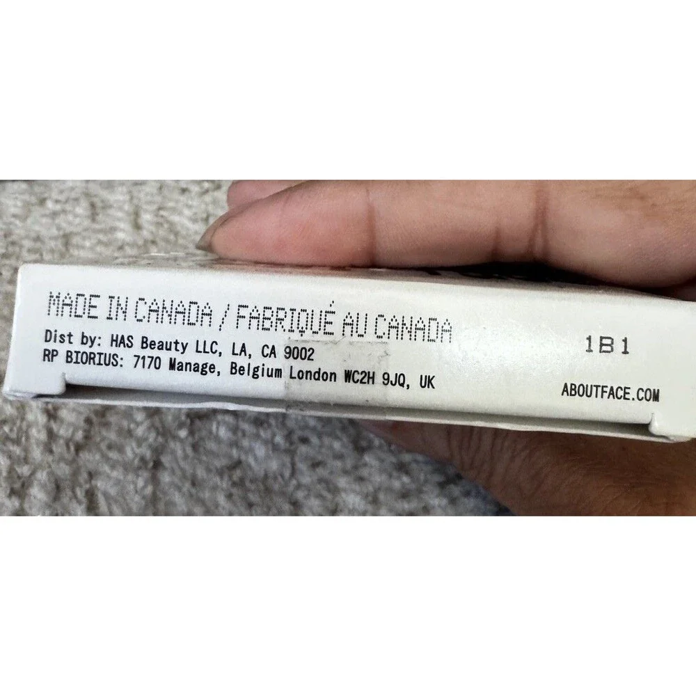 NIB About Face Light Lock Powder - Ice Dusted .28 Oz
